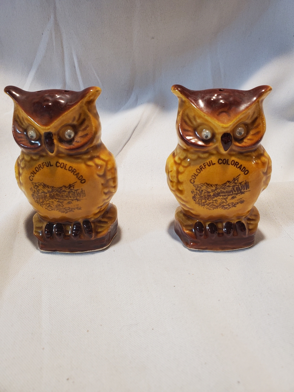 Vintage Ceramic Owl Salt & Pepper Shakers Colorful Colorado Googly Eyes Souven